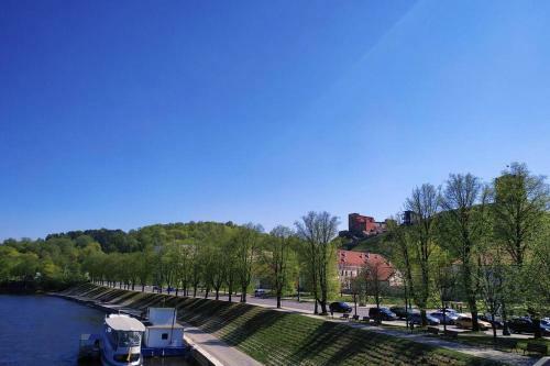 Amazing View Central Studio Apartment