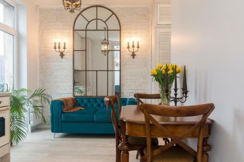 Opera And Ballet Theatre Apartment By Urban Rent