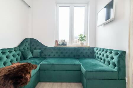 Opera And Ballet Theatre Apartment By Urban Rent