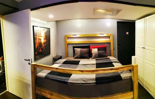 Old Town Basement Apartments