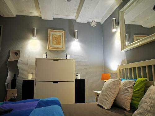 Old Town Basement Apartments