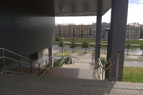 Slucko Central Studio Apartment Near River