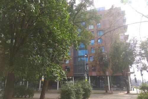 Slucko Central Studio Apartment Near River