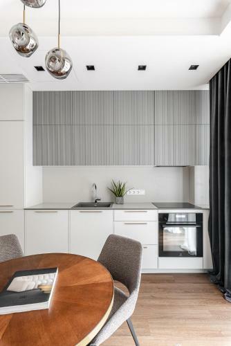Luxurious Apartment In Vilnius Old Town By Reside Baltic