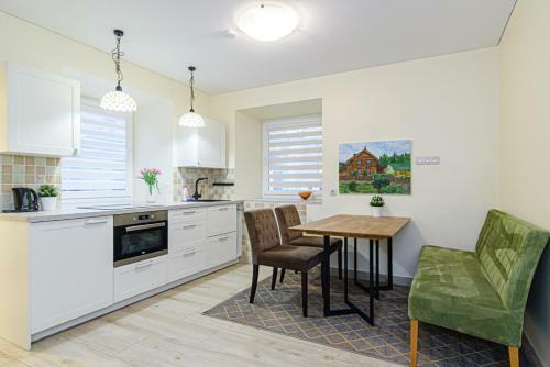 2 Floors New Town Apartment By Urban Rent