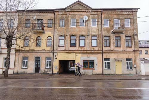 2 Floors New Town Apartment By Urban Rent