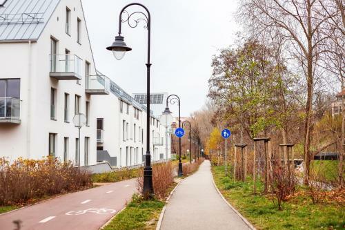 Centrally Located Riverside Apartment
