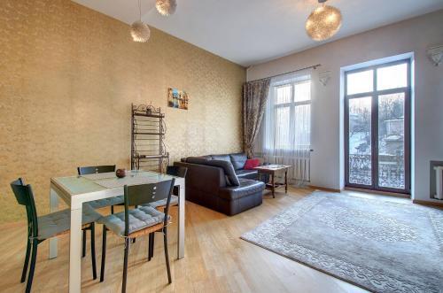 Modern And Romantic Apartment In The City Center