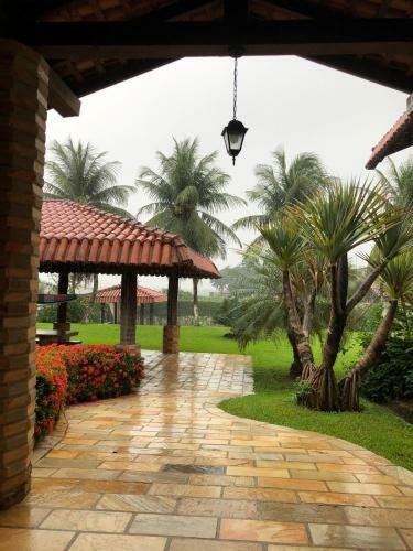 Linda Mans�o Com Wifi Em Salin�polis