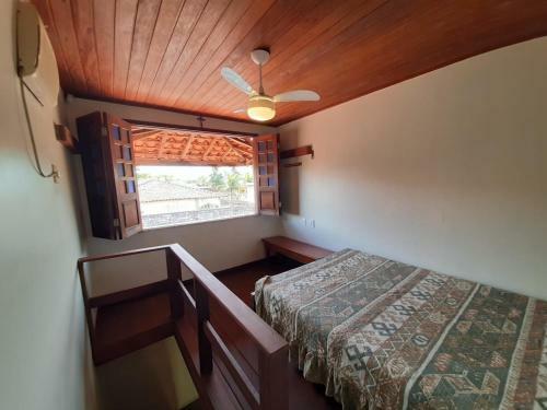 Casa De Praia Com Piscina E 8 Vagas De Garagem