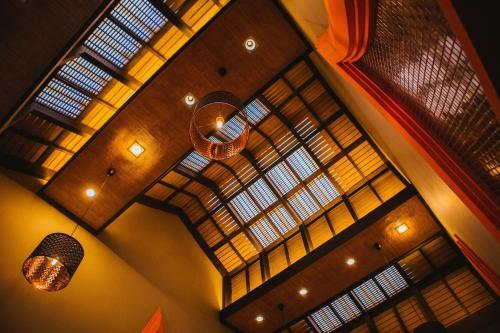 Hotel Paragon Inn
