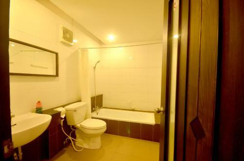 Hotel Paragon Inn