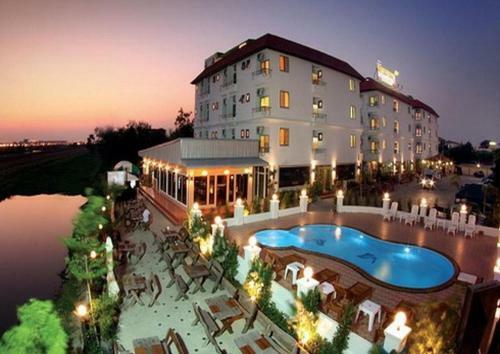 The Great Residence Hotel