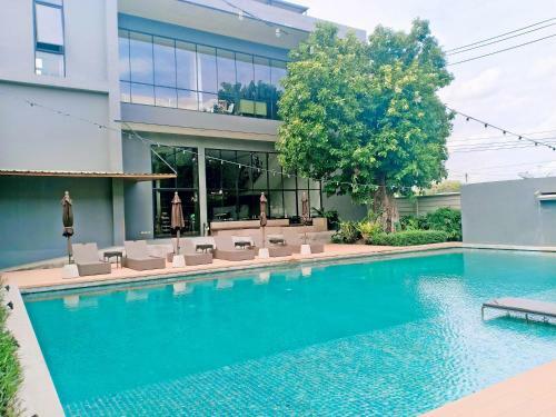 Hotel Vismaya Suvarnabhumi
