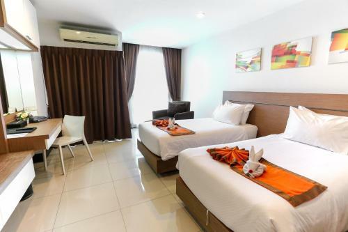 Hotel Crystal Suites