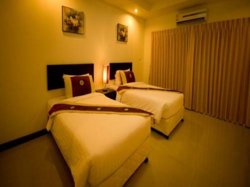 Sinsuvarn Airport Suite Hotel