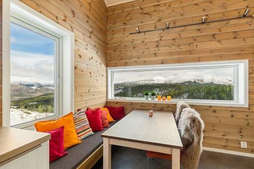 Tiny Mountain Cabin With A Panoramic View