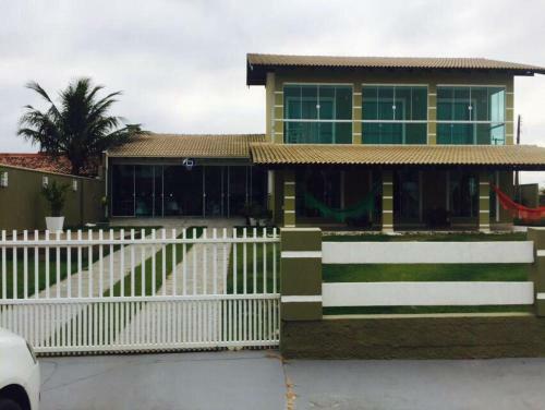Casa Agrad�vel Com Estacionamento Inclu�do