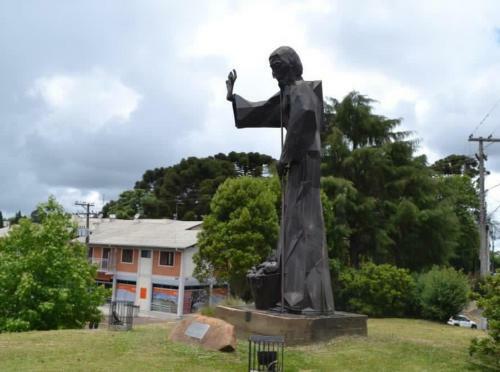 Recanto Dos Oliveiras Hospedada Por Dick E Clair