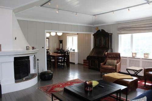 Solsiden - In The Center Of Geilo