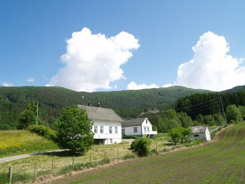 Byrkjeleite - Modernized House With 5 Bedrooms