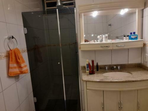 Apartamento Confortavel A 1 Quadra Do Parque