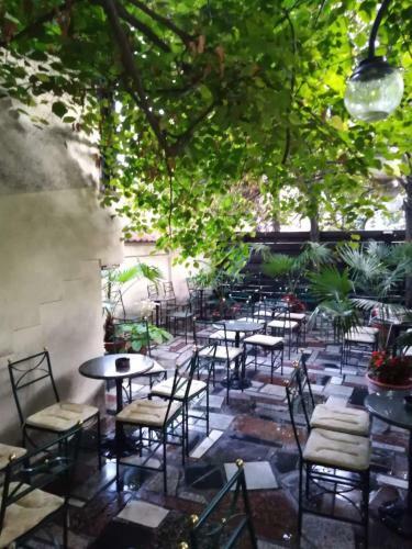 Loli Caffe Apartment