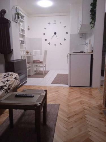 Apartman Breza