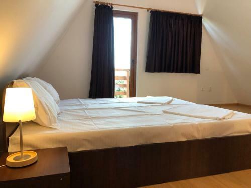 Hotel Equinox Club