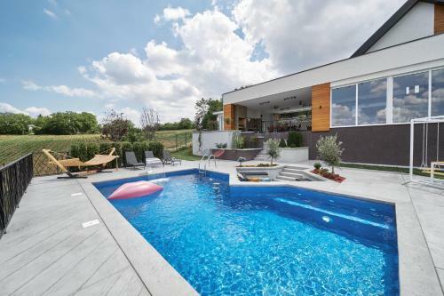 Riverside Pool Villa-sremski Karlovci