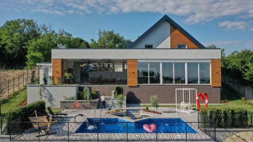 Riverside Pool Villa-sremski Karlovci