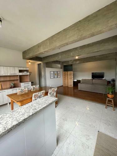 Apartamento Hospedagem Em S�o Roque Com Muito Espa�o E Conforto - Loft S�o Roque