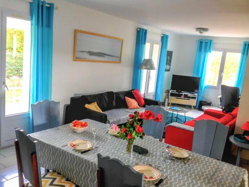 Holiday Home Des Fregates La Bree Les Bains
