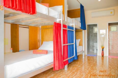 Hostal Phuket Muay Thai House