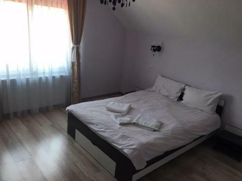 Hostal Pensiunea Crinul Alb