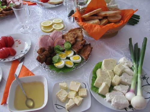 Hostal Pensiunea Crinul Alb