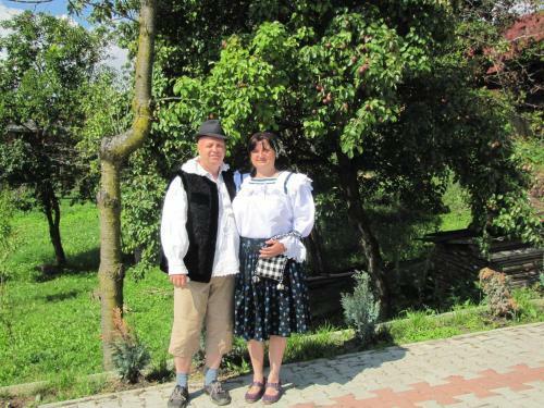 Hostal Pensiunea Crinul Alb