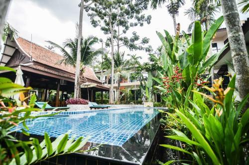 Hotel Cocoville Phuket