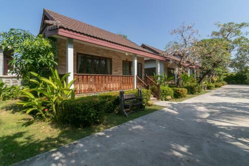 Hotel Yuwadee Resort