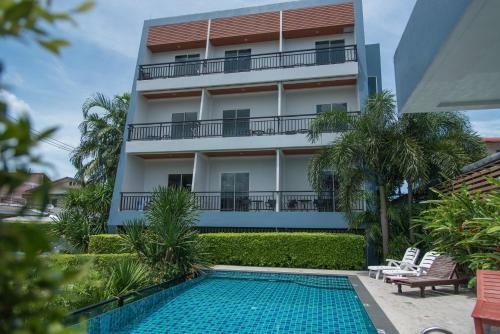 Jula Place Hotel