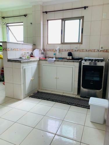 Excelente Apartamento Em Frente A Praia De Ita�na