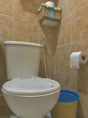 Casa Em Milagres Aconchegante E Com Garagem.