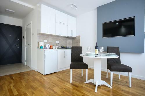 Manirosi 3 Apartman