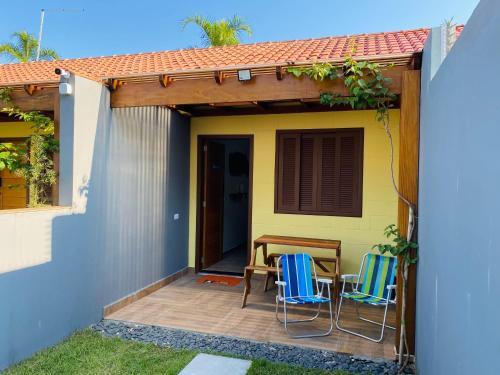 Casinhas Ter� - Chal� 05 Su�te