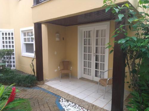 Chal� Aconchegante No Litoral Norte (barra Do Una)