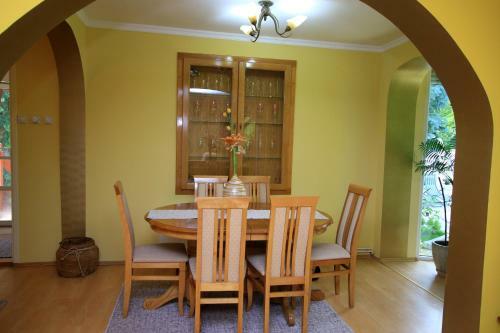 Villa ?umski Raj