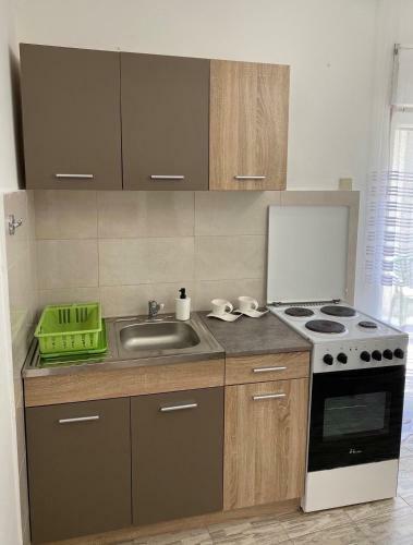 Apartment Eni