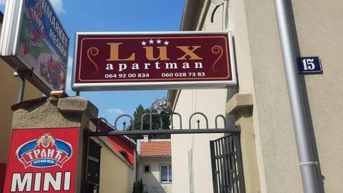 Lux Apartman U Centru Grada
