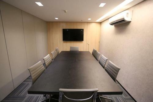 Apartamento Flat Decorado E Equipado - Caminho Das �rvores