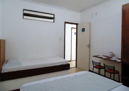 Hostal Farol Beach